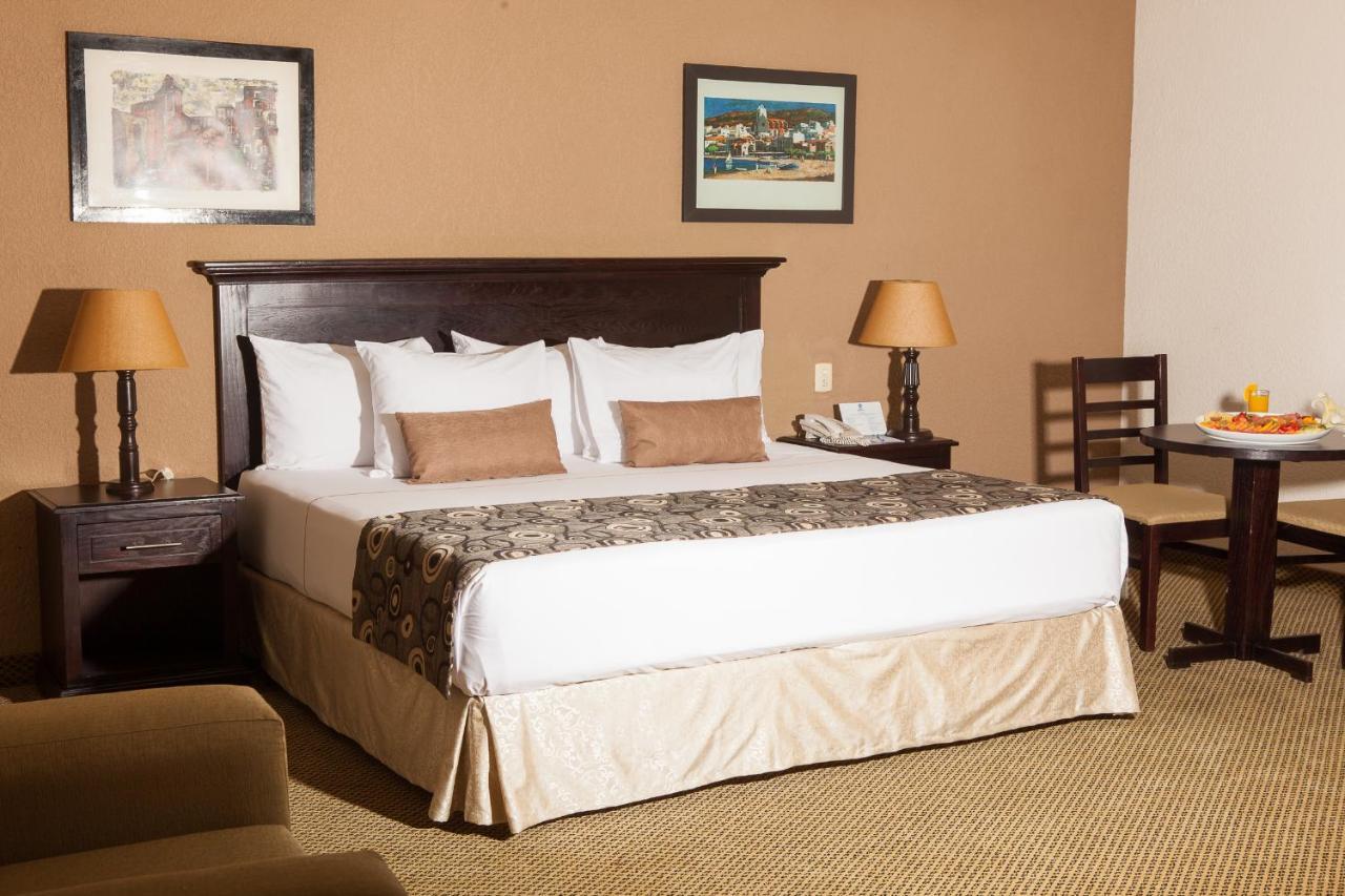 Best Western Posada Del Rio Gomez Palacio Екстериор снимка