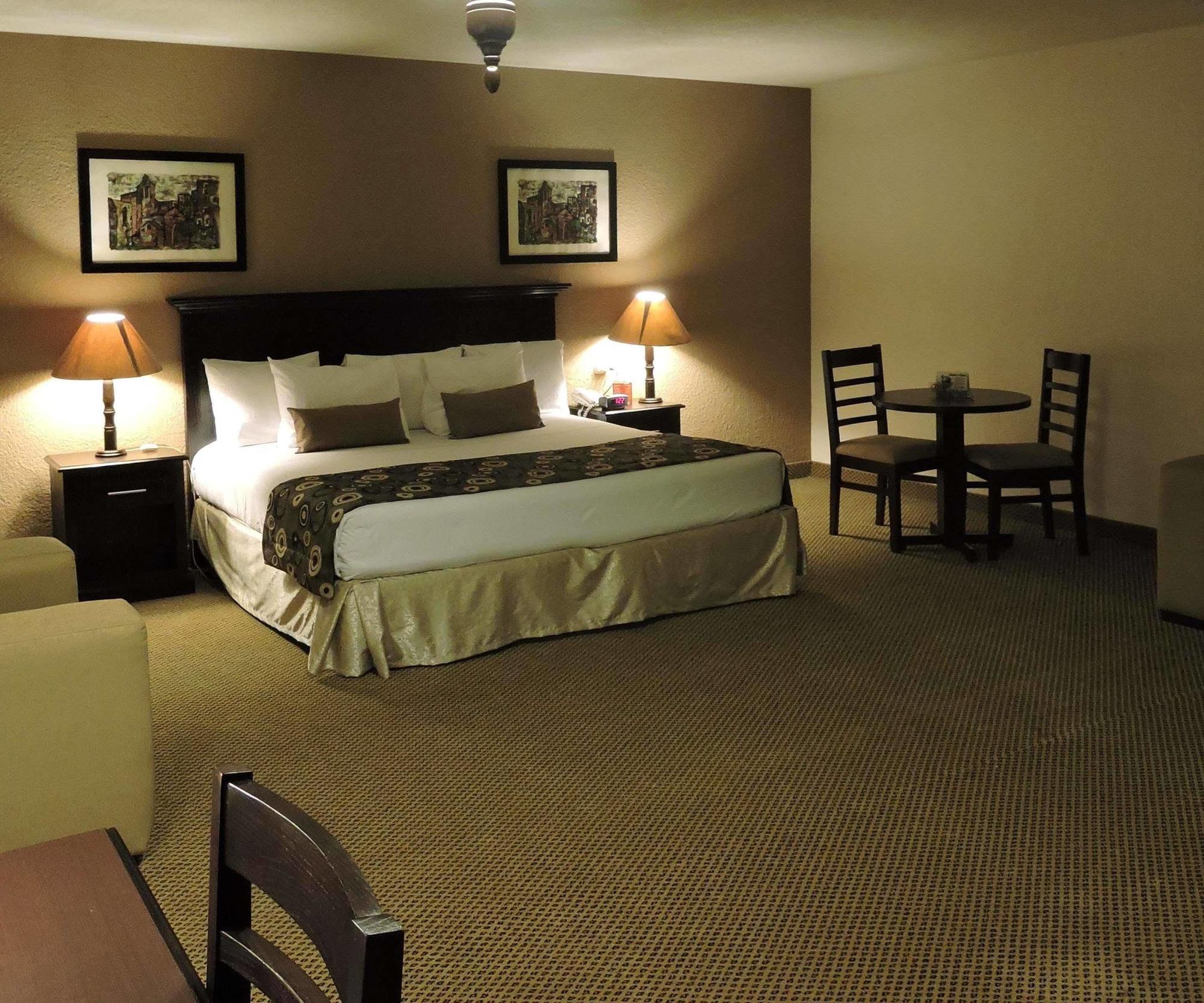 Best Western Posada Del Rio Gomez Palacio Екстериор снимка