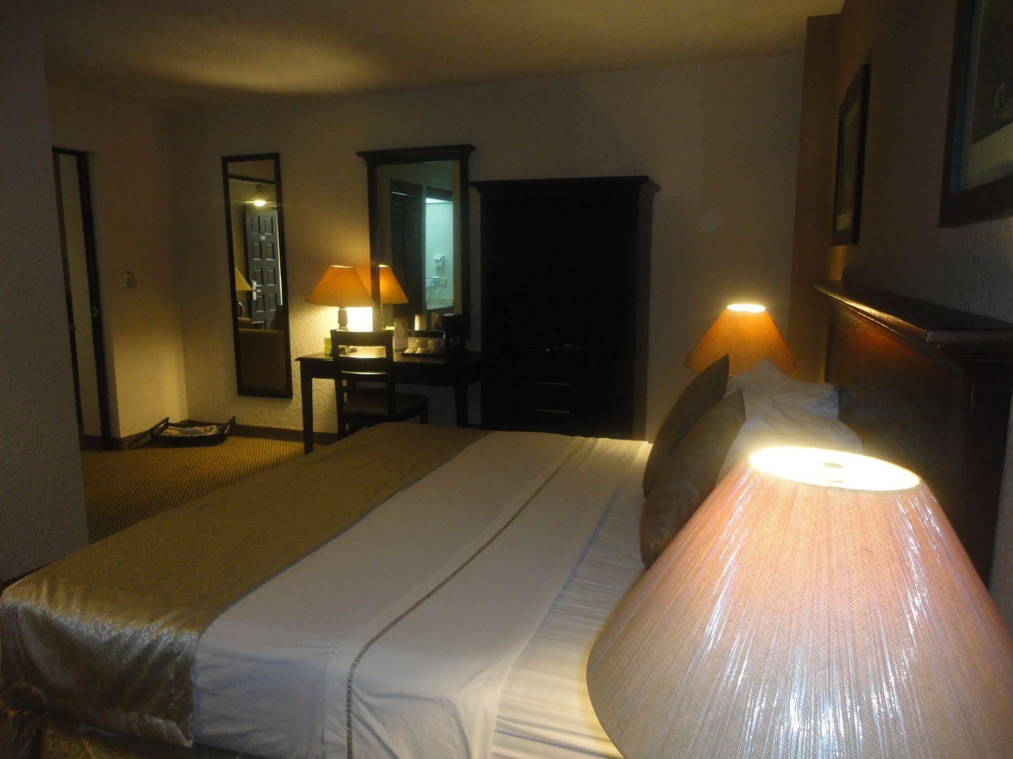 Best Western Posada Del Rio Gomez Palacio Екстериор снимка